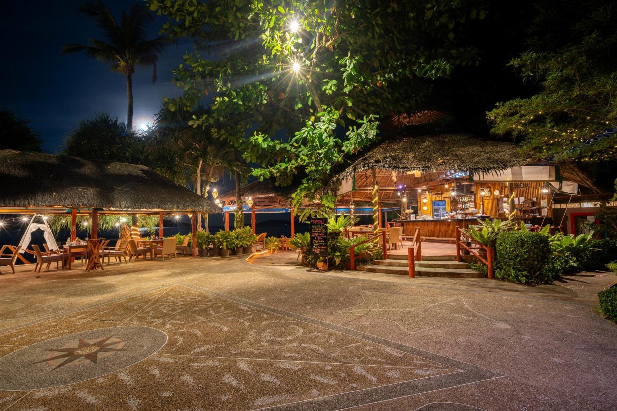 Friendship Beach Resort & Atmanjai Wellness Centre Rawai Экстерьер фото