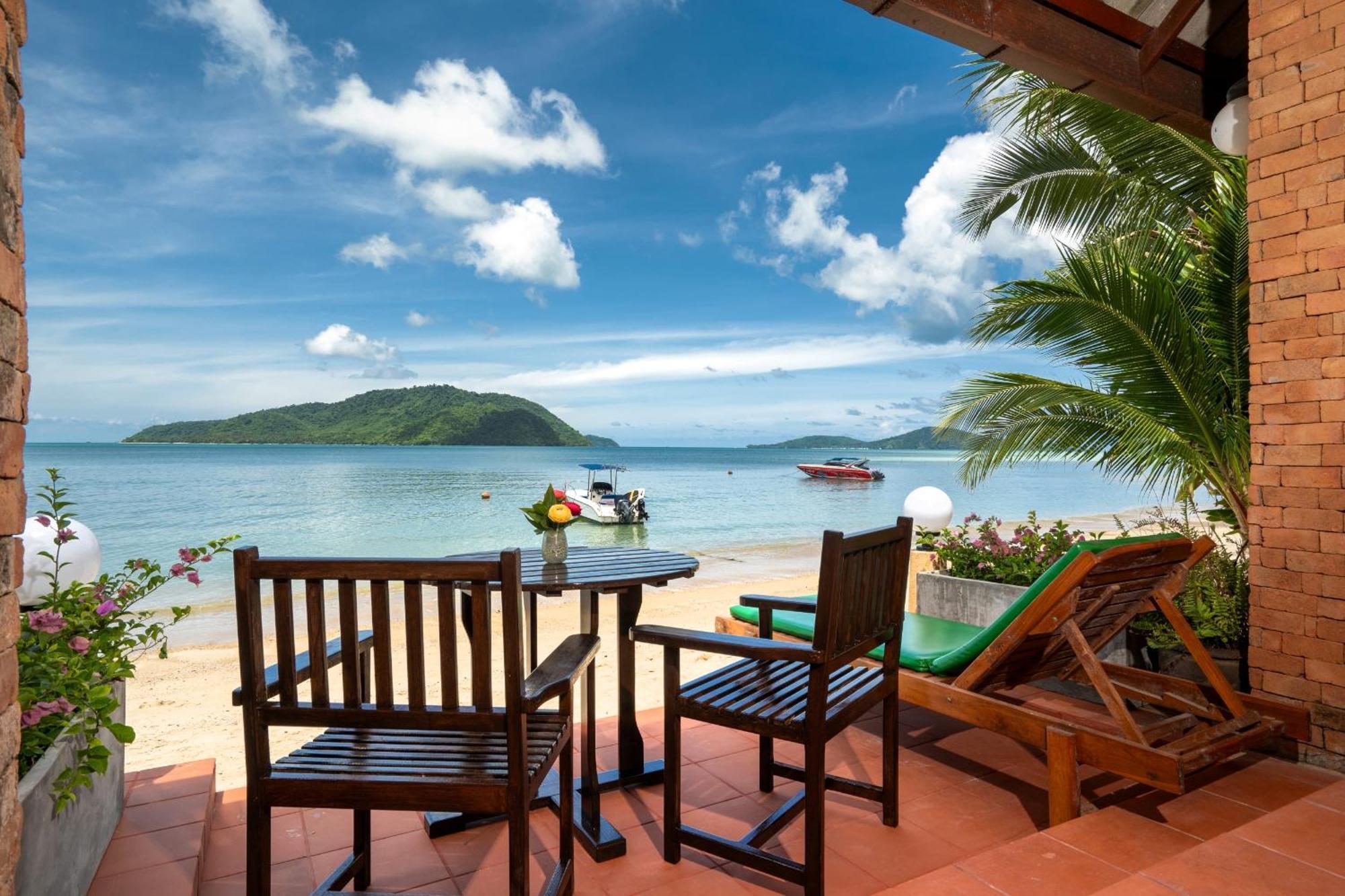 Friendship Beach Resort & Atmanjai Wellness Centre Rawai Экстерьер фото
